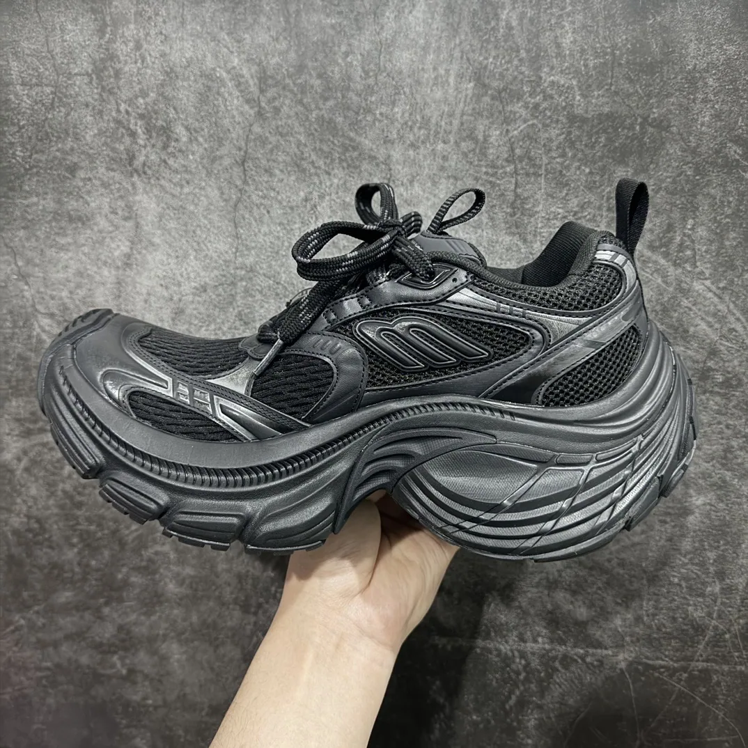 Balenciaga 12XL 8