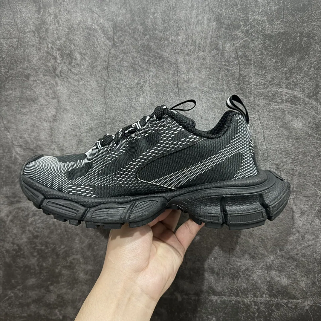 Balenciaga 3XL 23