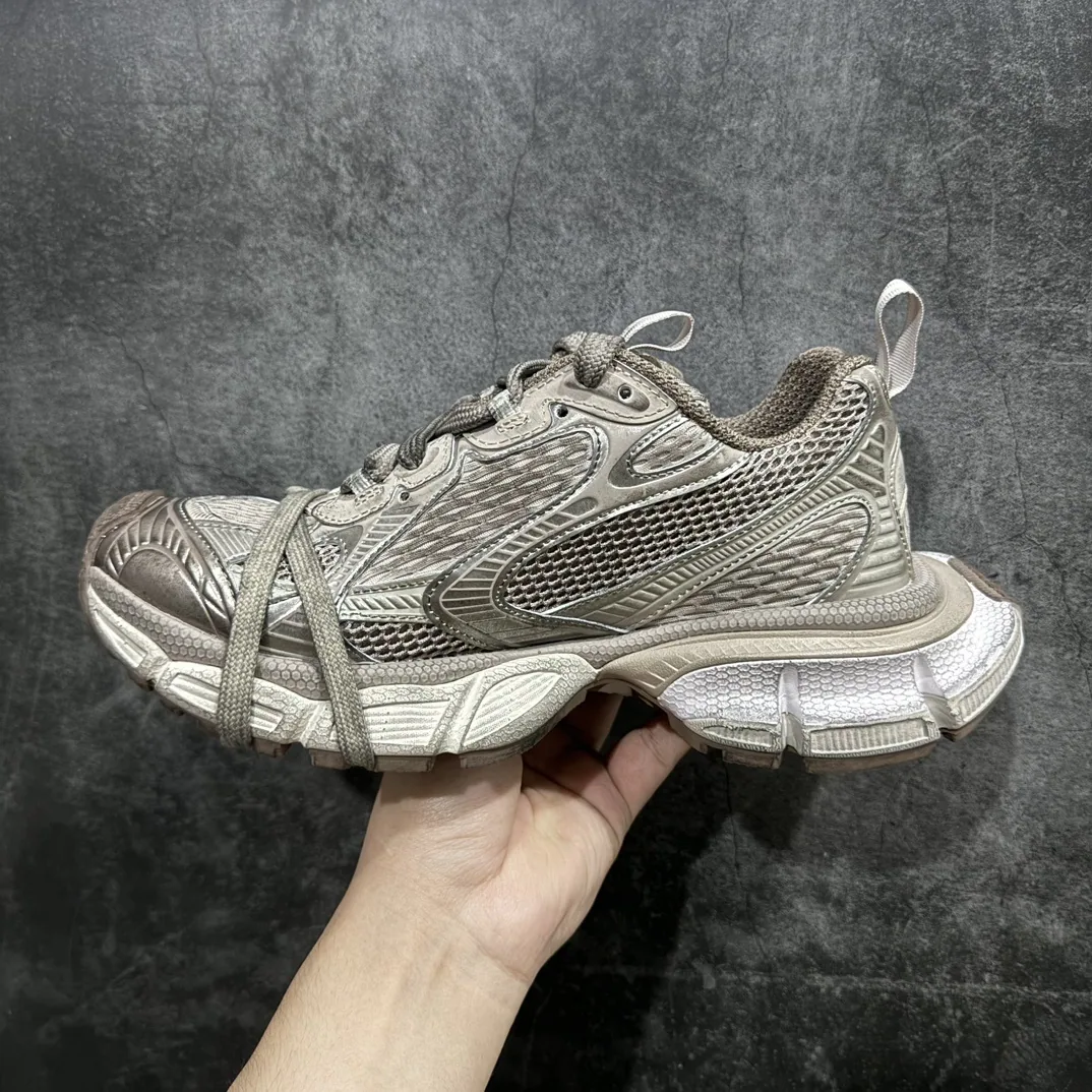 Balenciaga 3XL 40