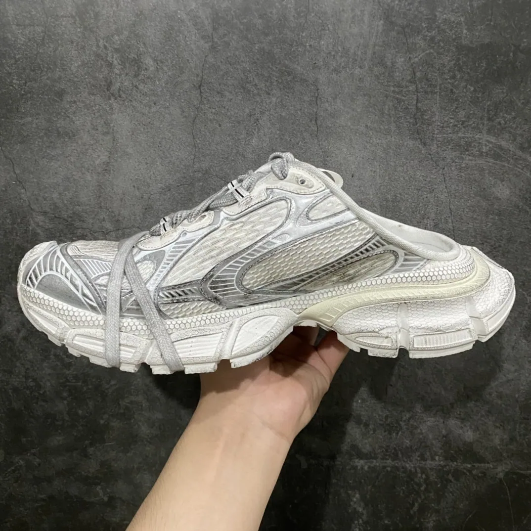 Balenciaga 3XL 75
