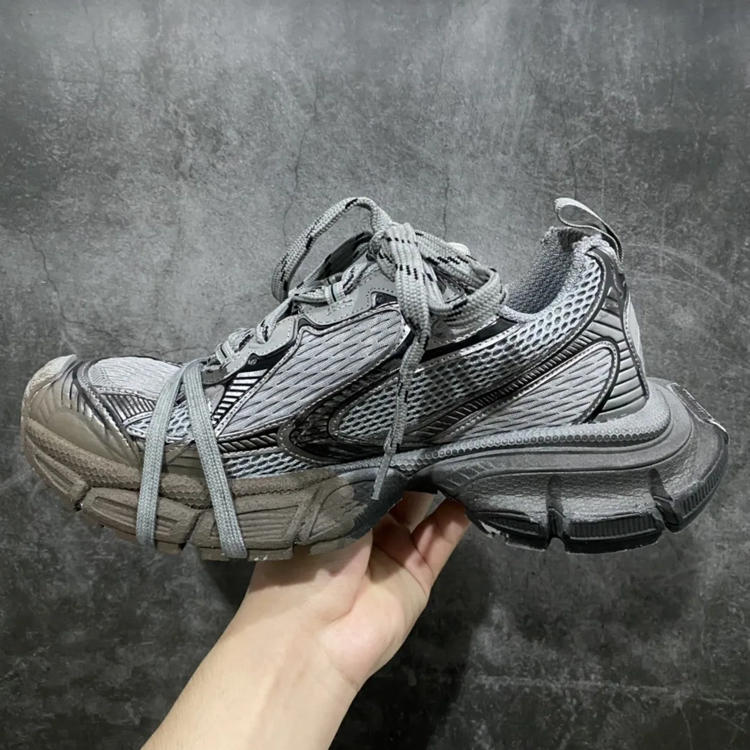 Balenciaga 3XL 77