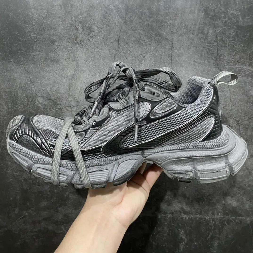 Balenciaga 3XL 82