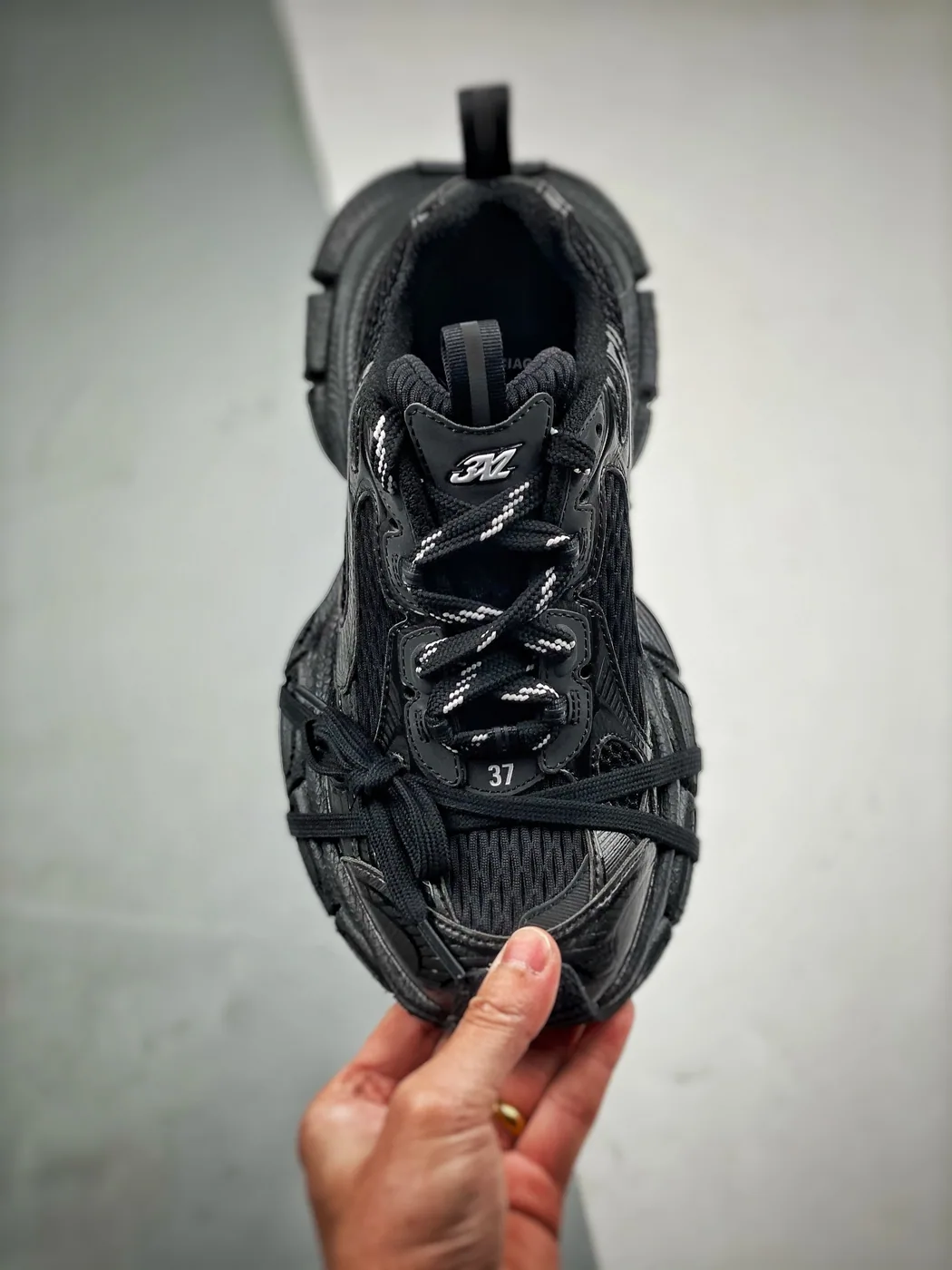 Balenciaga 3XL 84