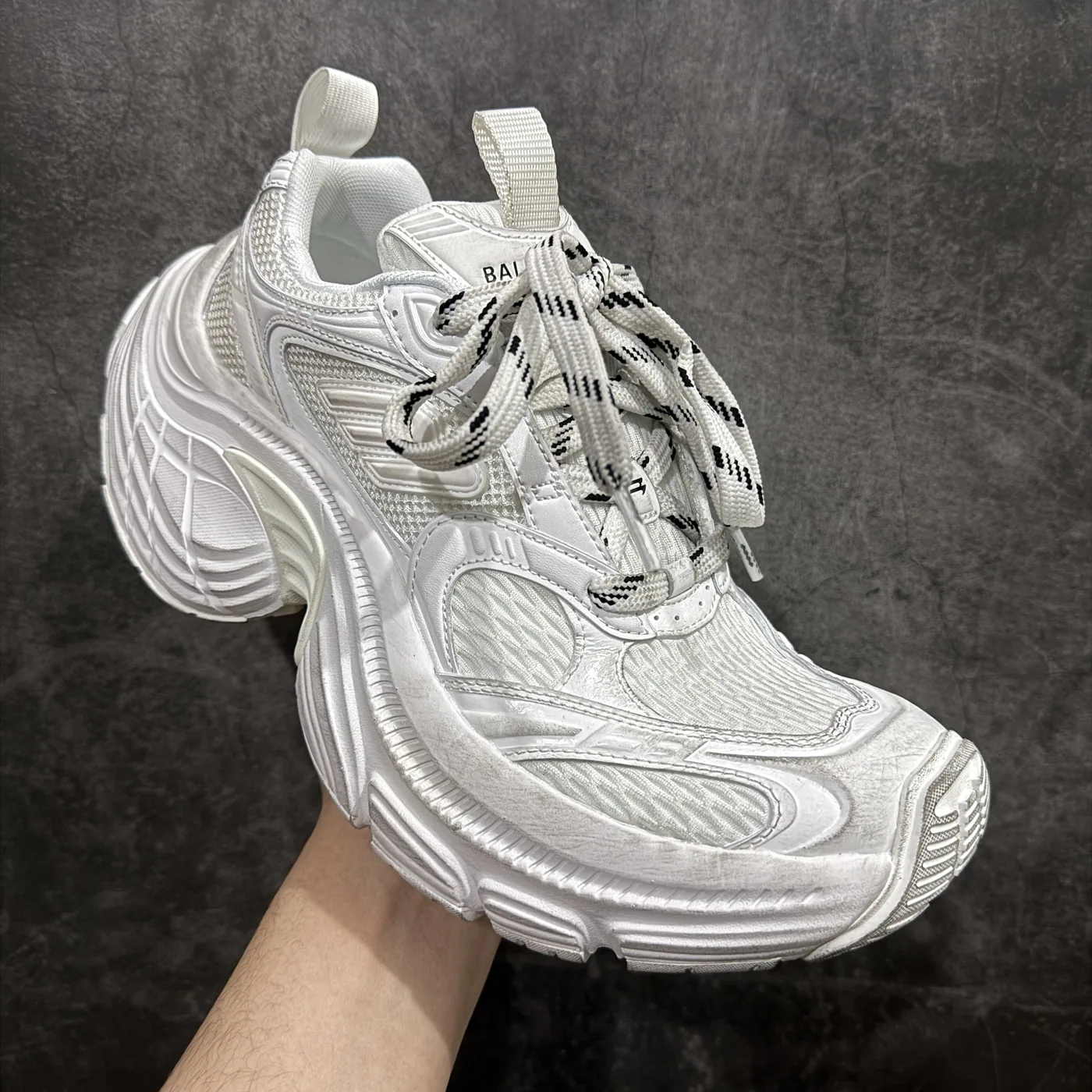 Balenciaga 6XL 10