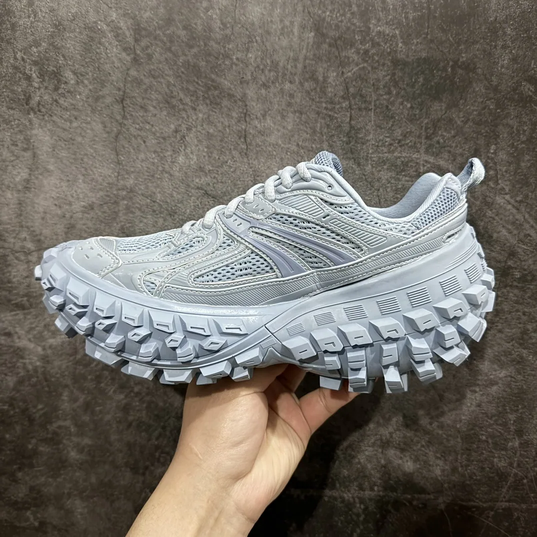 Balenciaga Defender Azul Claro
