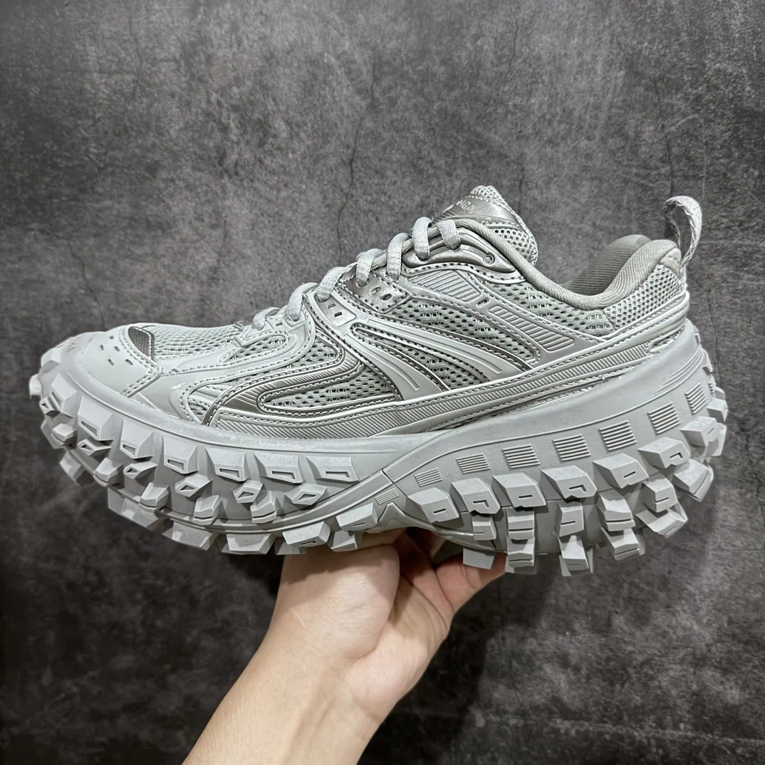 Balenciaga Defender Gris
