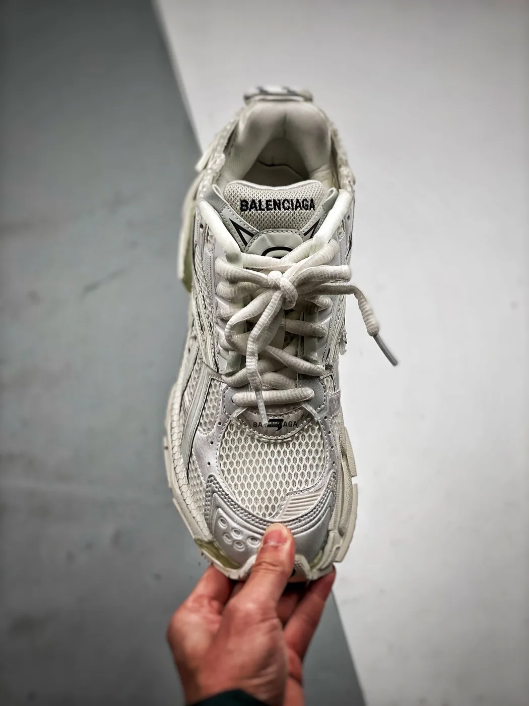 Balenciaga Runner Blanco 2