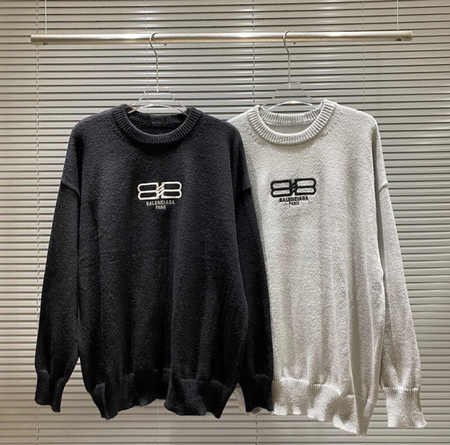 Balenciaga Sueter.