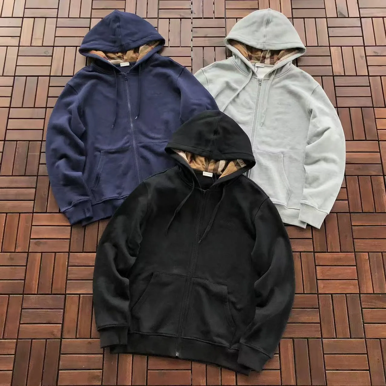 Burberry Hoodie Con Gorro 2