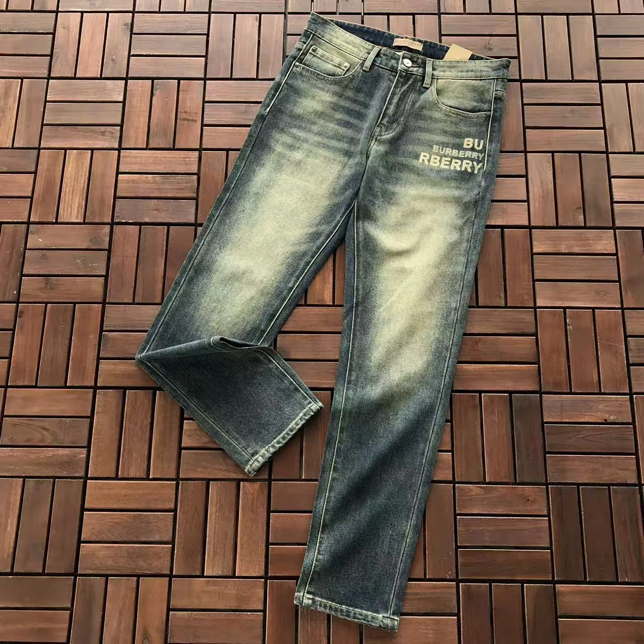 Burberry Jeans 3