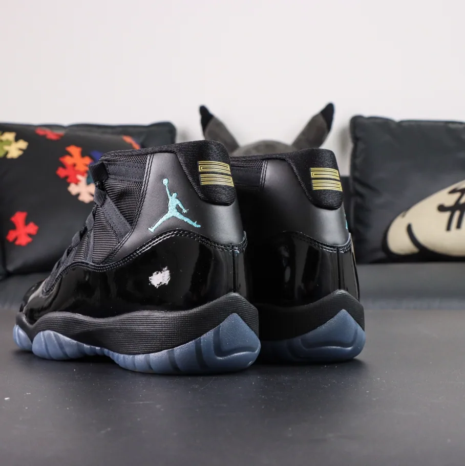 AJ11 Gamma Blue