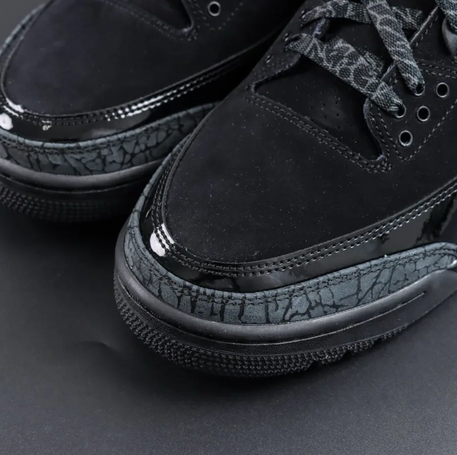 Jordan 3 Retro Black Cat