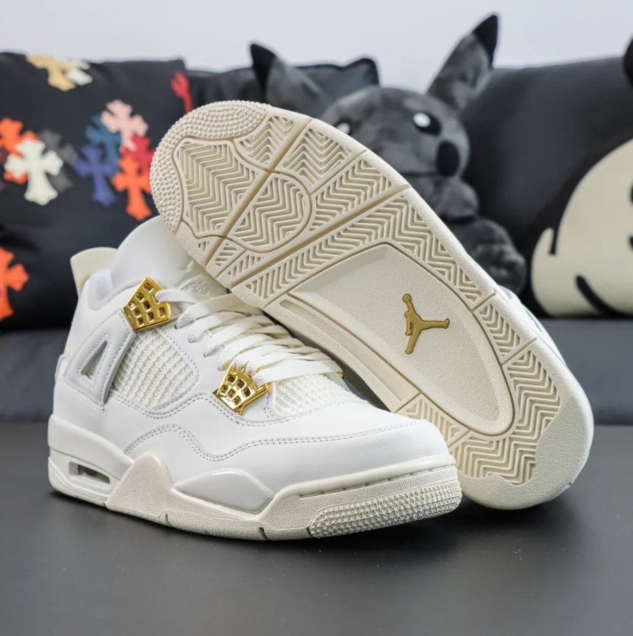Jordan 4 Metallic Gold