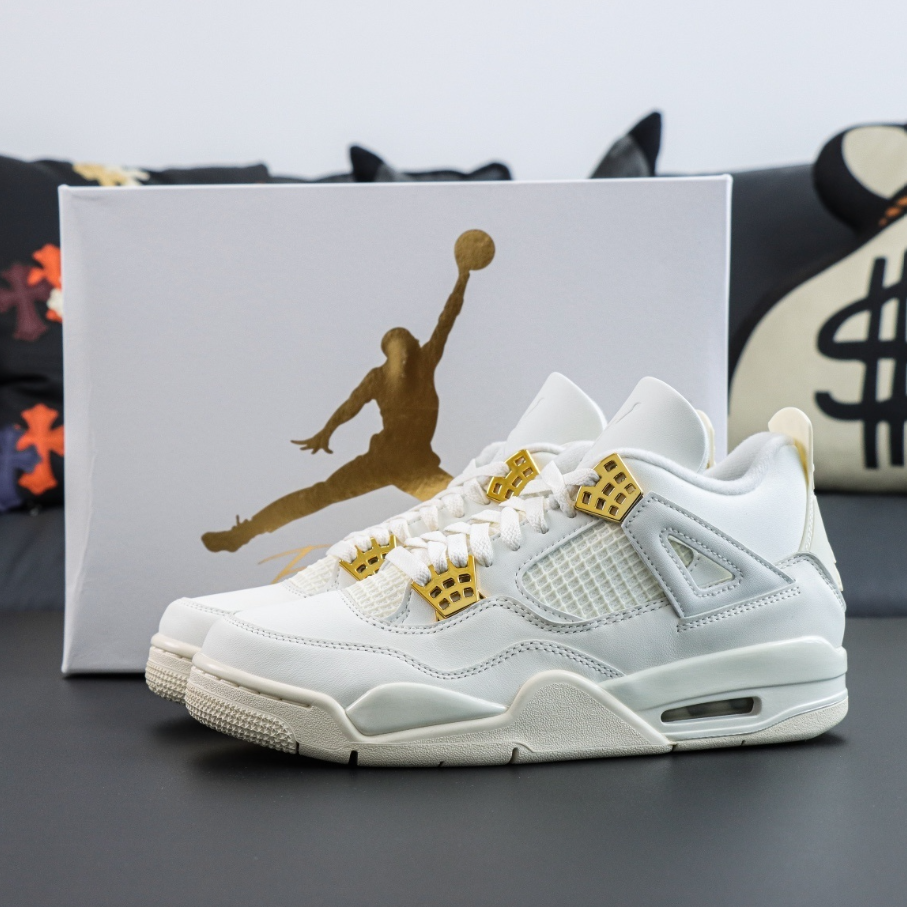 Jordan 4 Metallic Gold.