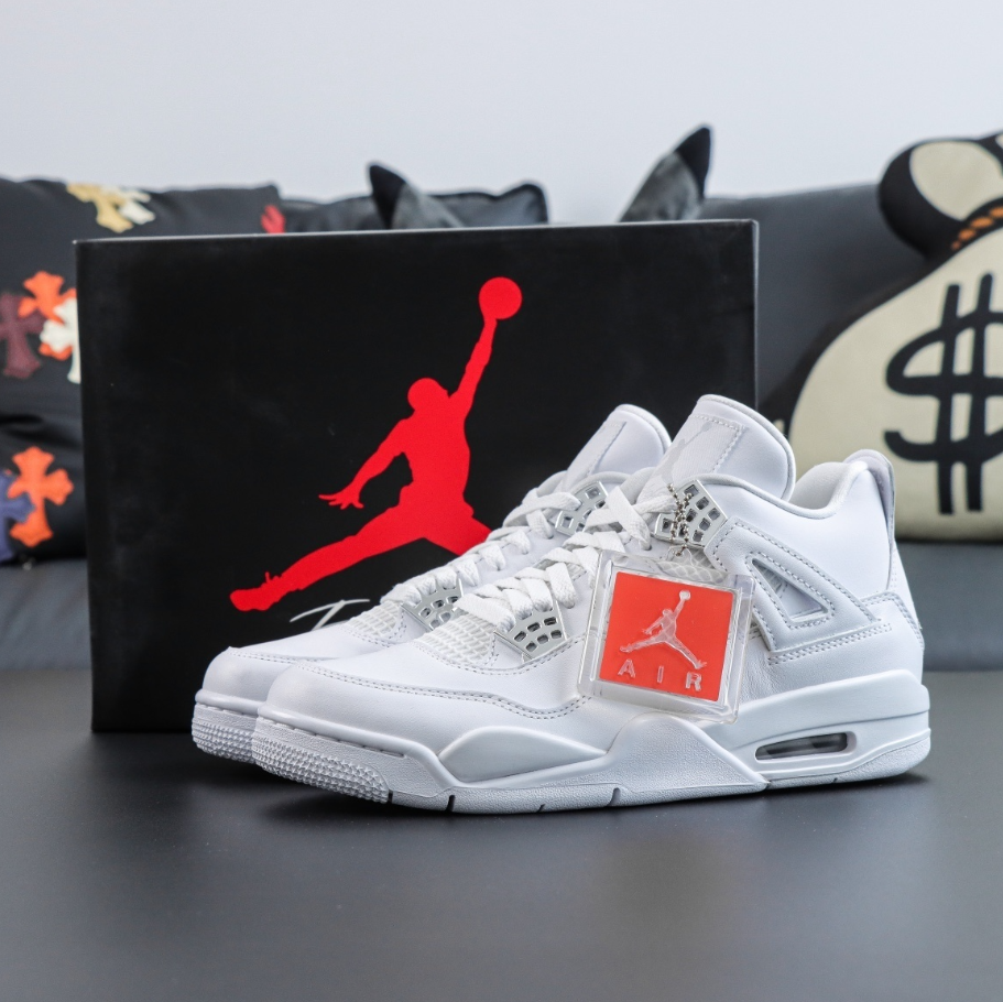 Jordan 4 Pure Money.