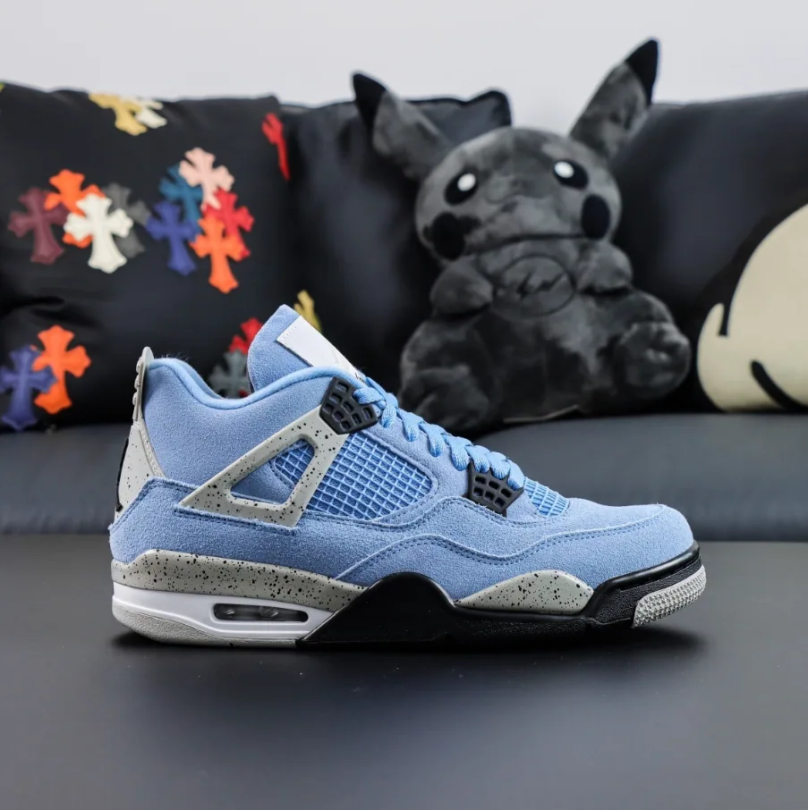 Jordan 4 Retro Universitary Blue