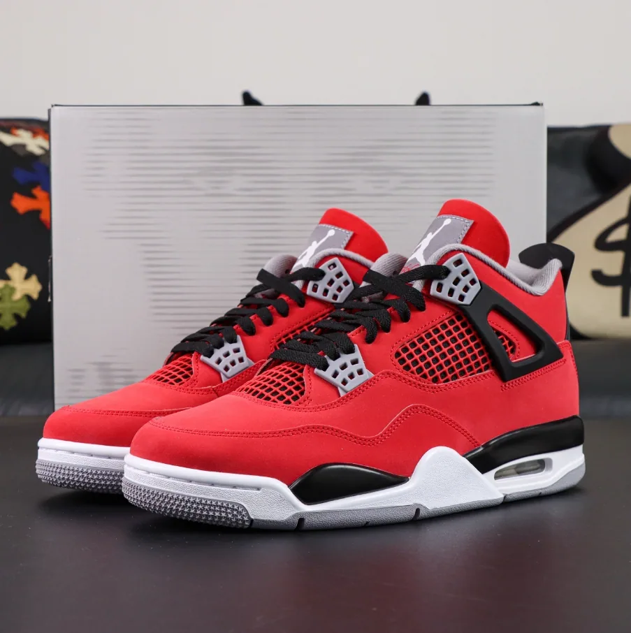 Jordan 4