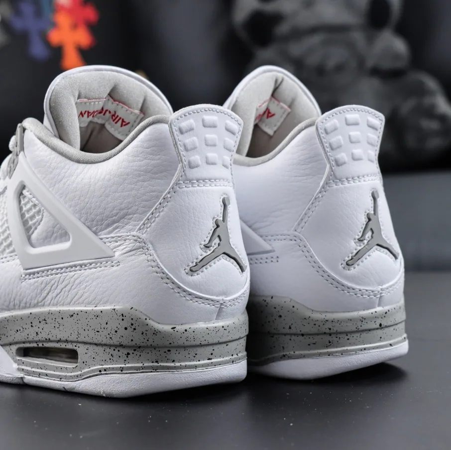 Jordan 4 White Oreo