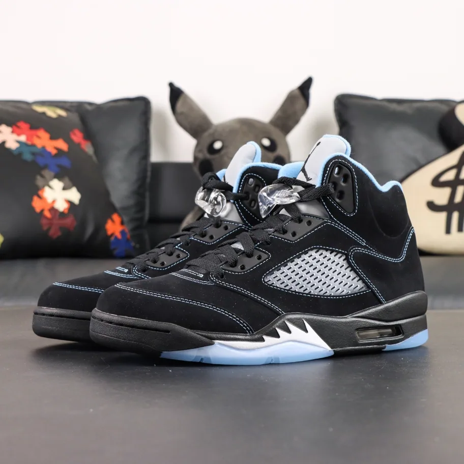 Jordan 5 Black Universitary Blue