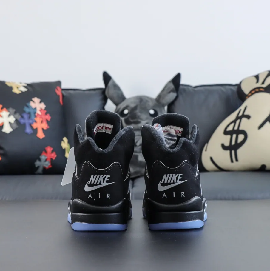 Jordan 5 Black Metallic Reimagined
