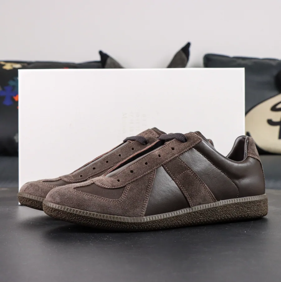 Maison Margiela Replica Marron Oscuro