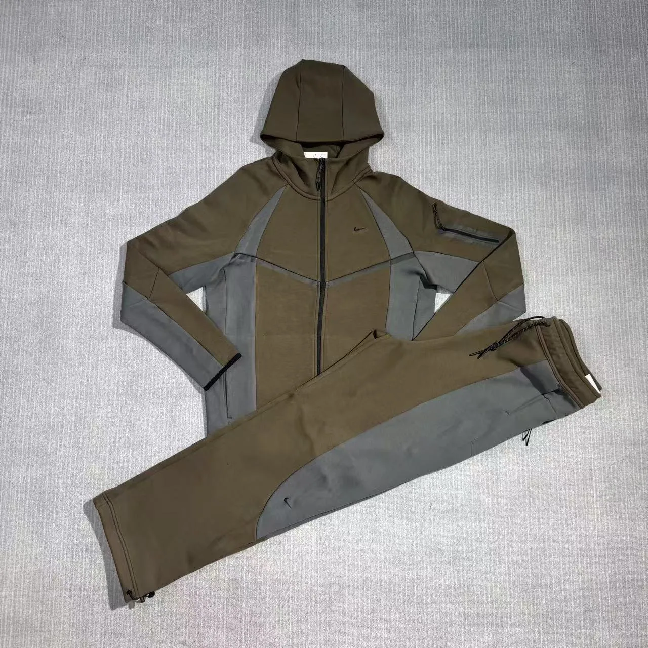Nike Tech Fleece