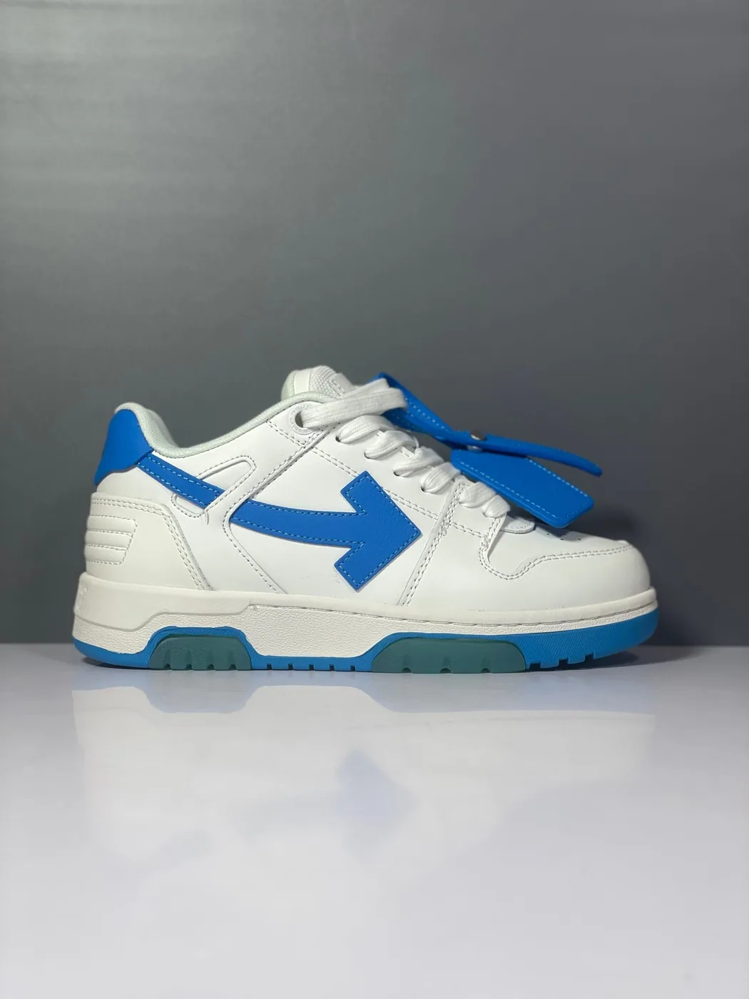 Off White Blanco Azul 5