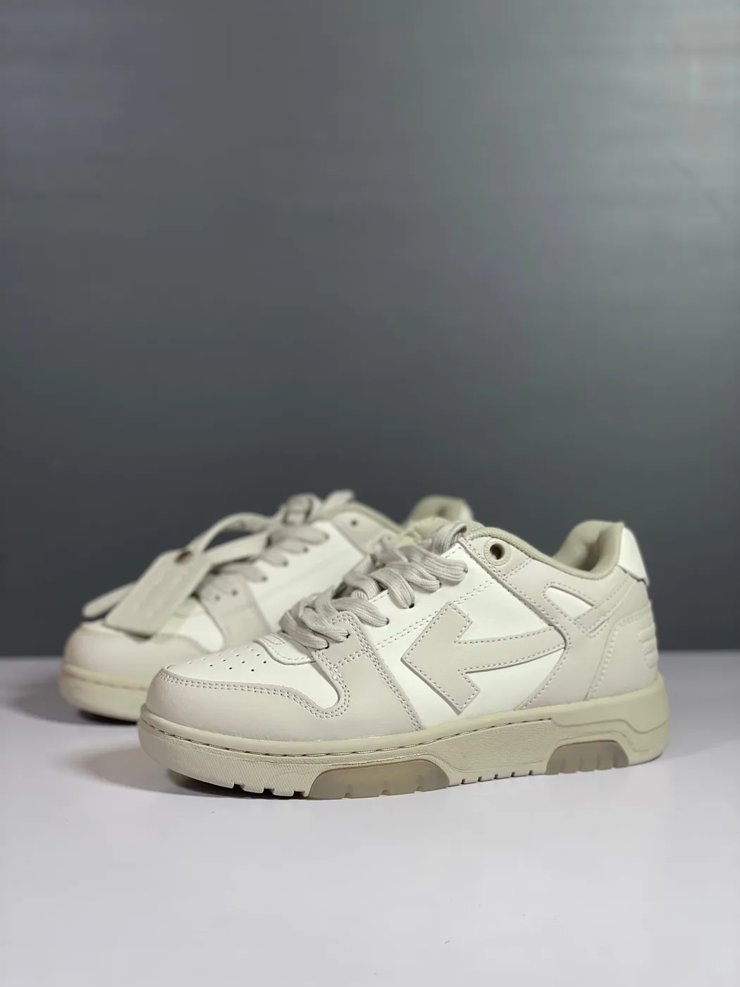 Off White Blanco Hueso
