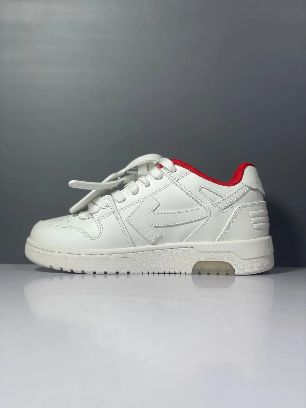 Off White Blanco Hueso Rojo