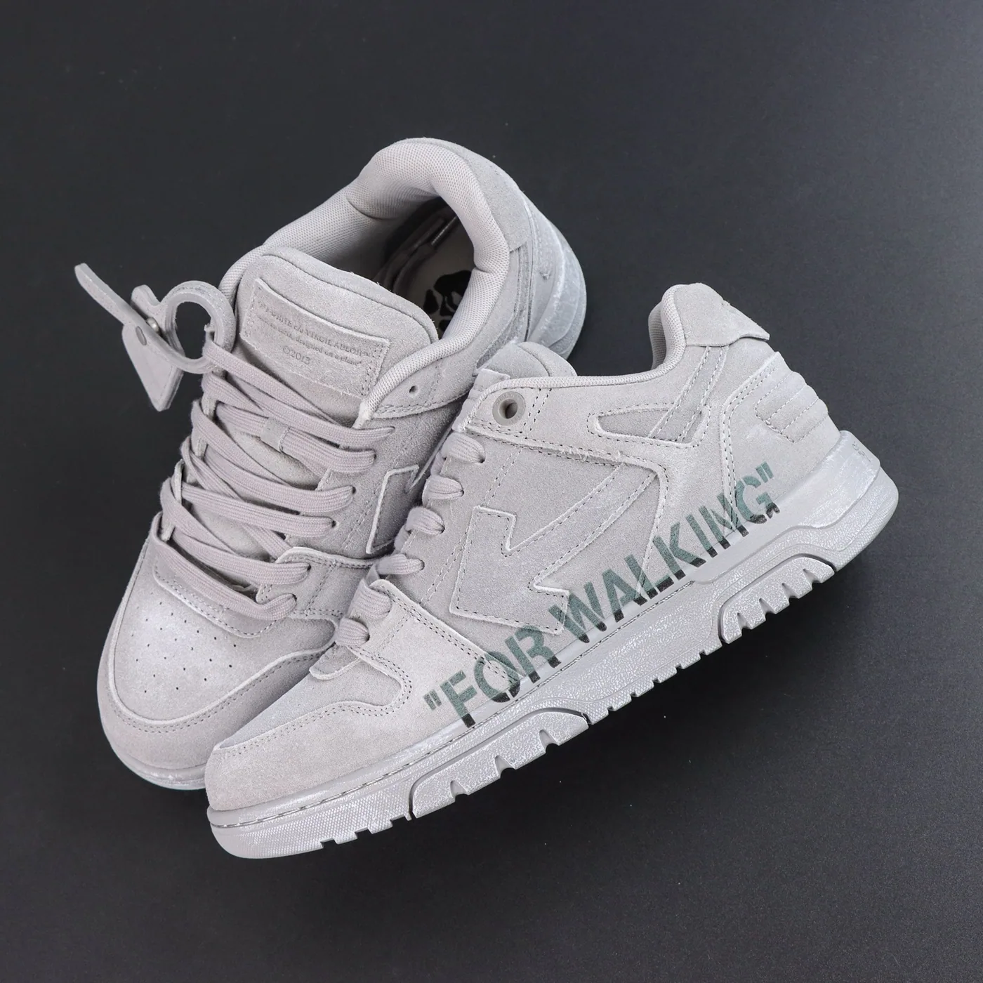 Off White