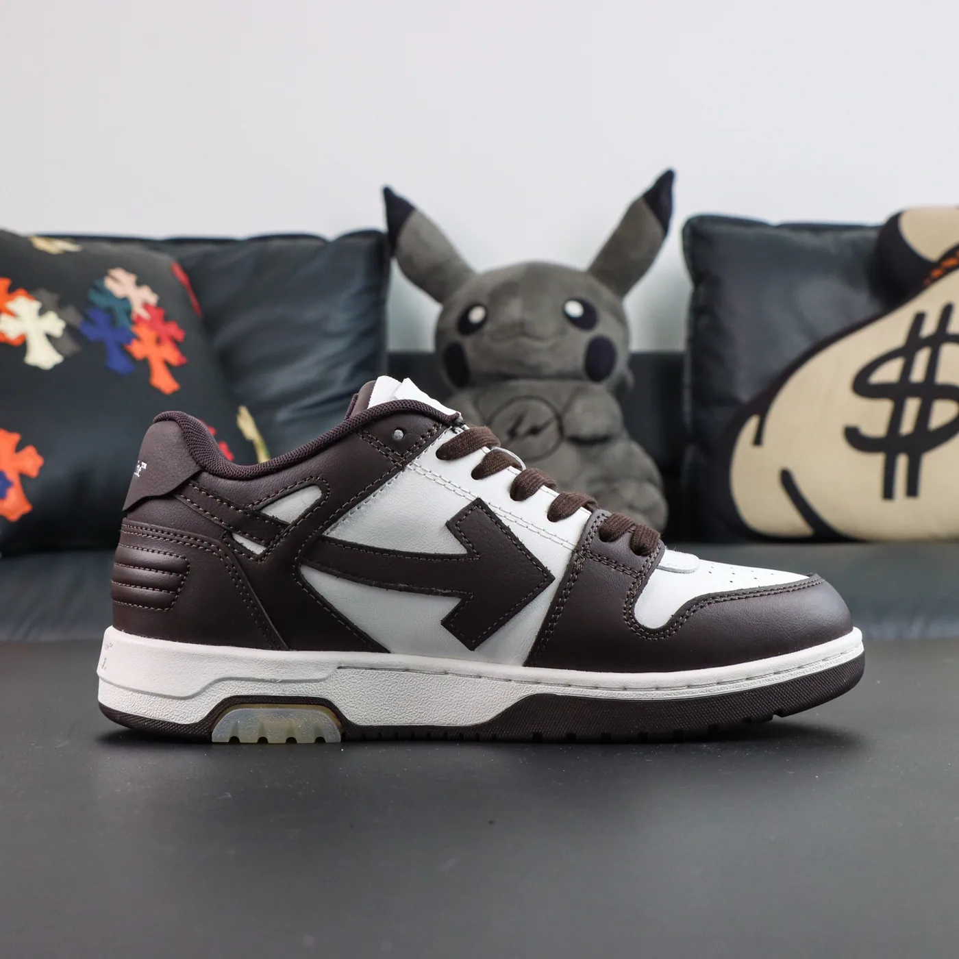 Off White Marron