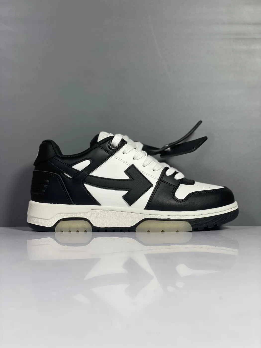 Off White Negro Blanco 5