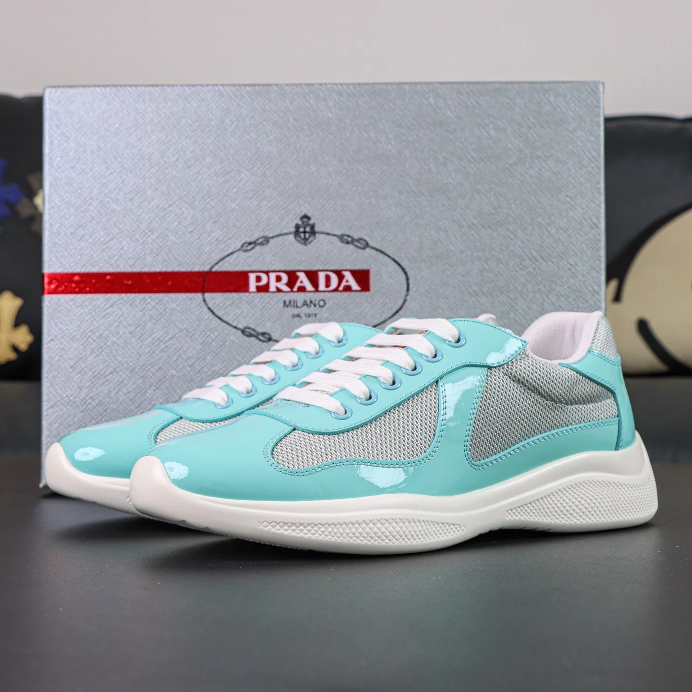 Prada Azul Claro