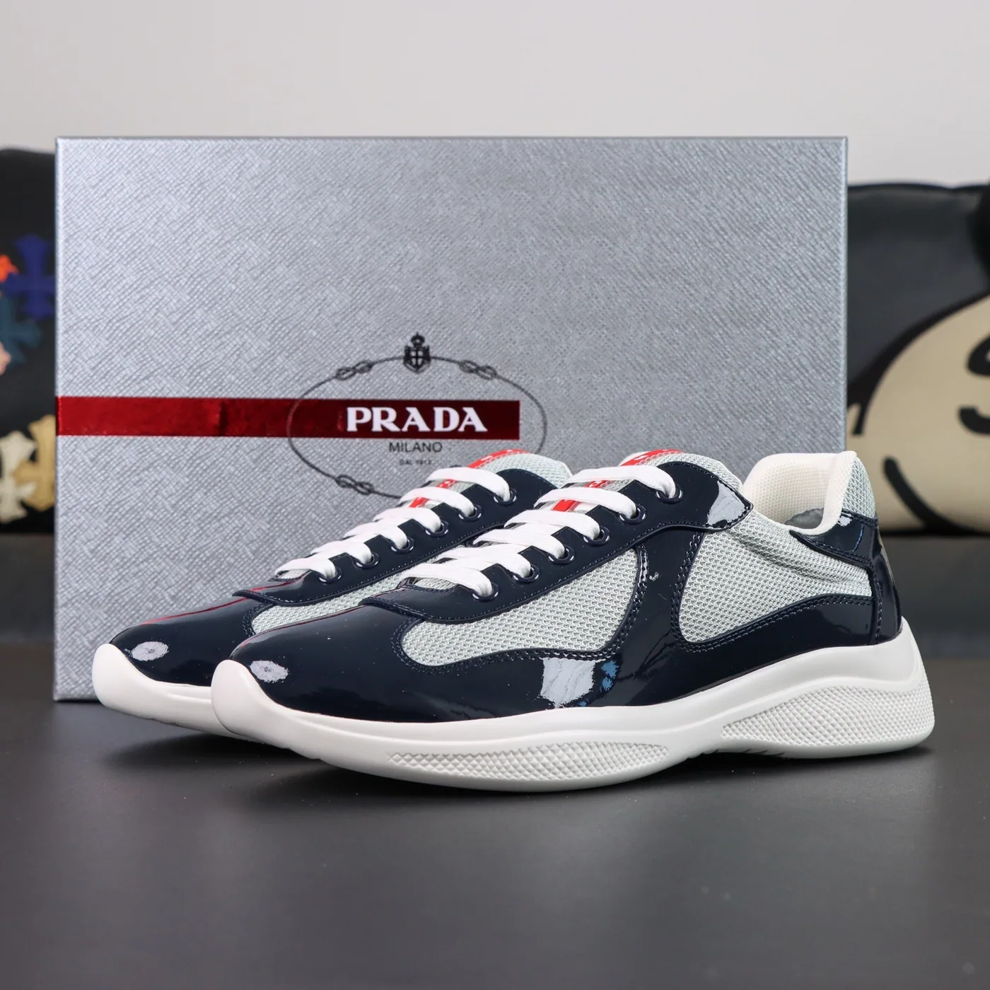 Prada Azul Marino