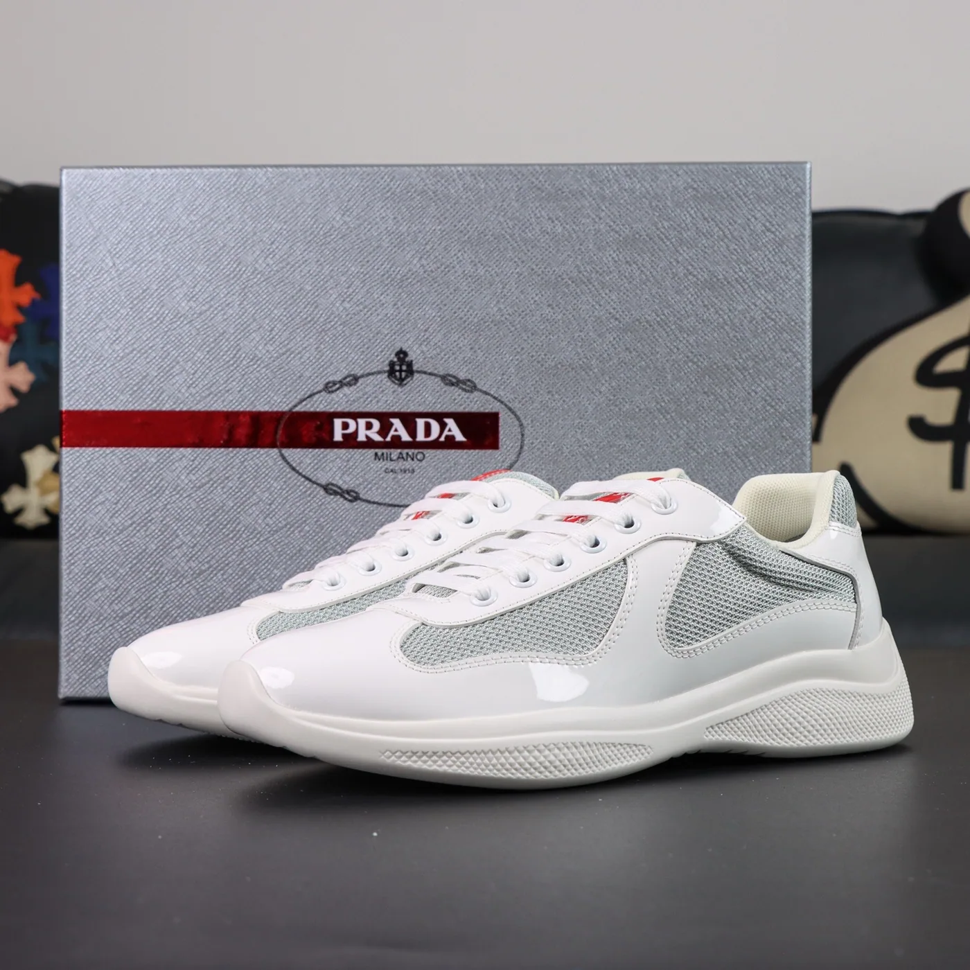 Prada Blanco Gris