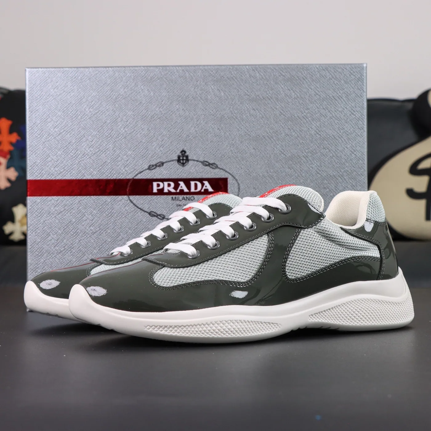Prada Gris