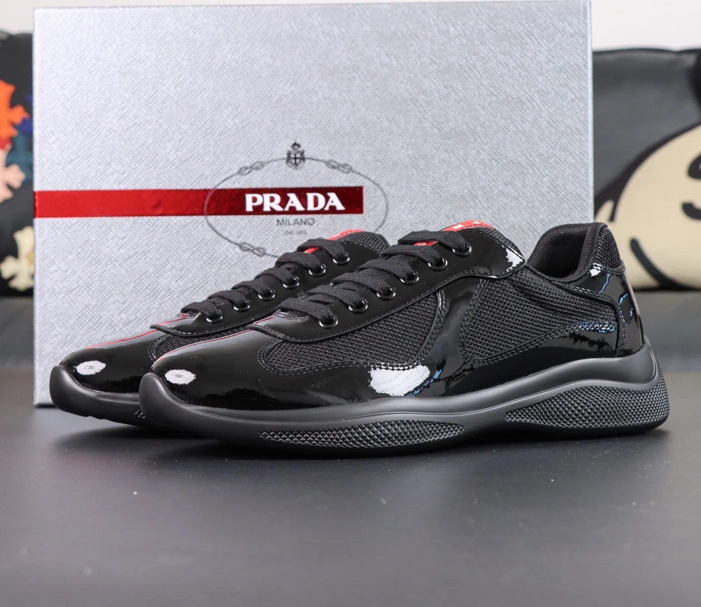 Prada Todo Negro