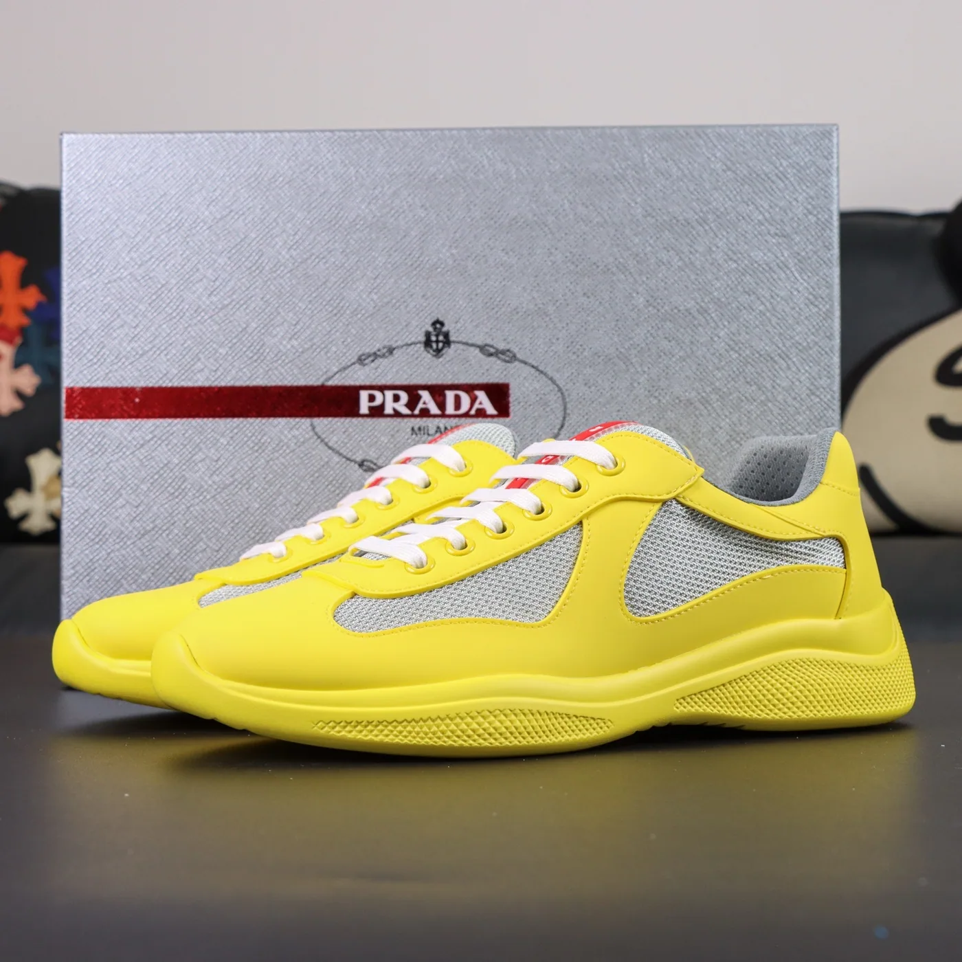 Prada Gamuza Amarillo
