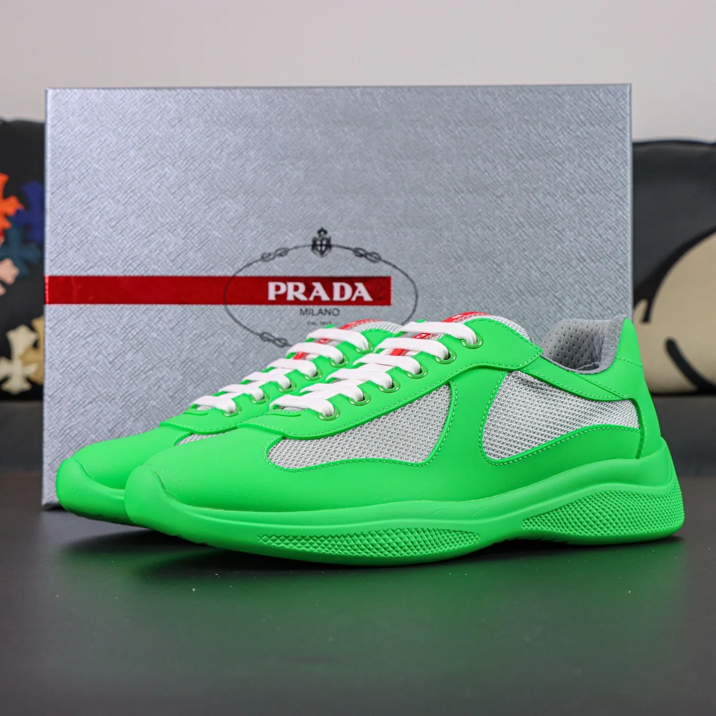 Prada Gamuza Verde Neon