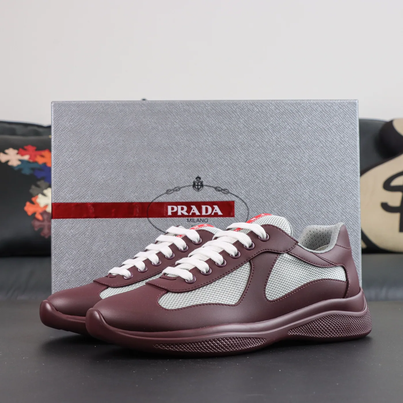 Prada Gamuza Vino